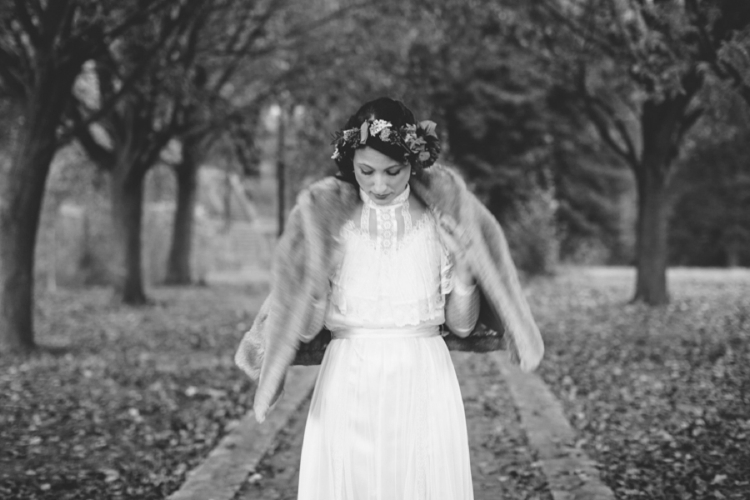 Vintage-bohemian-Fall-floral-bridal-inspiration_0058.jpg
