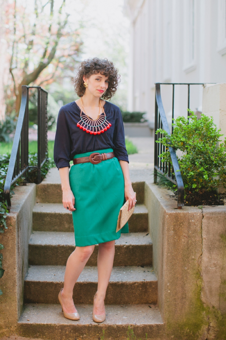 Wardrobe Wednesday colorful chunky necklace pencil skirt_0006.jpg