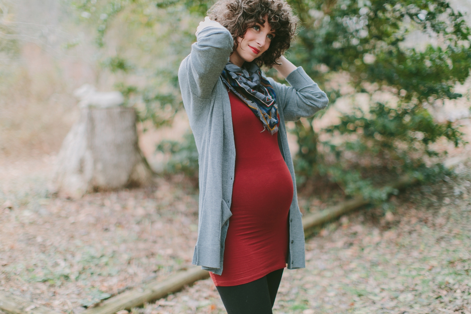 Wardrobe Wednesday Comfy Sweater and Leggings Maternity Wear_0004