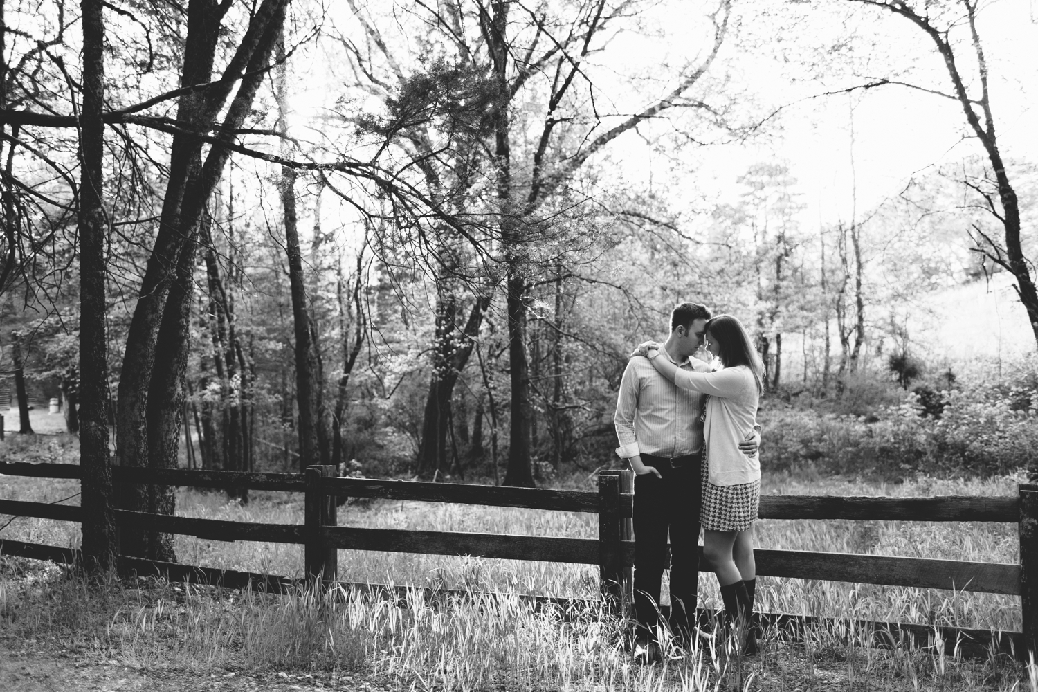 Rustic Country Spring Engagement Session_0038